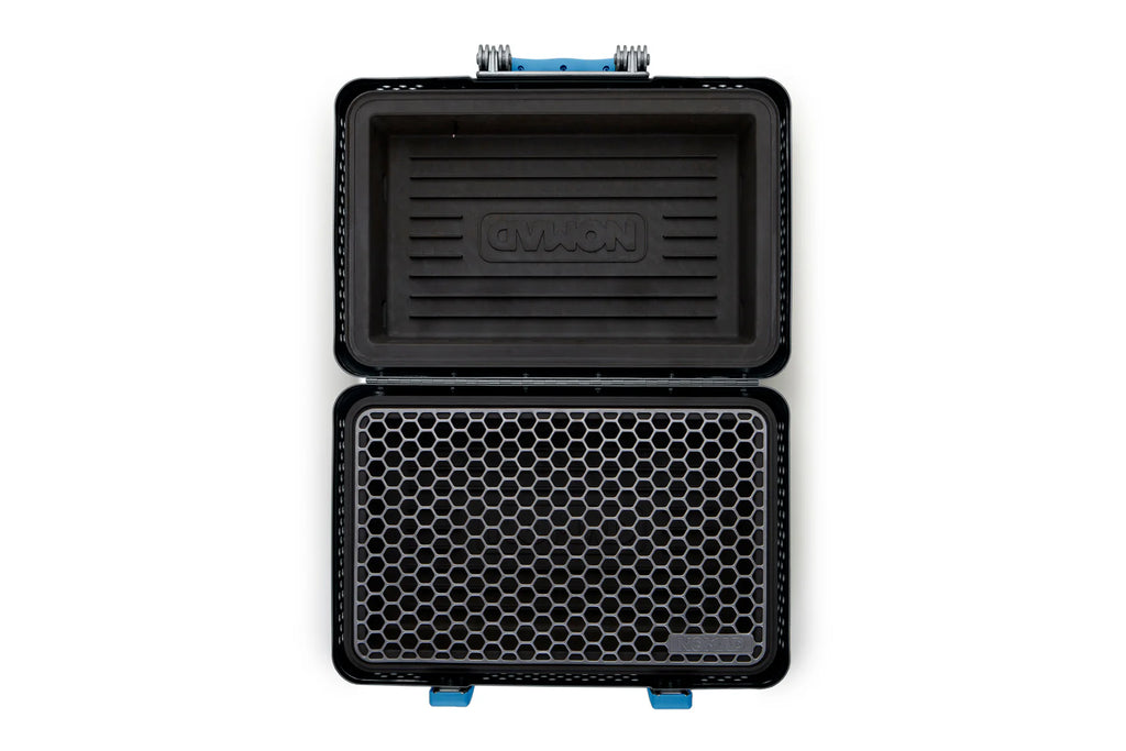 Nomad Grill & Smoker